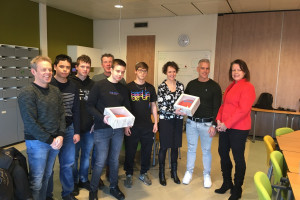 Rode taart PvdA voor Praktijkonderwijs Zutphen en Aventus